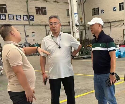 李法励院长 李法励院长